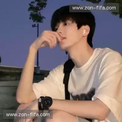 经律富